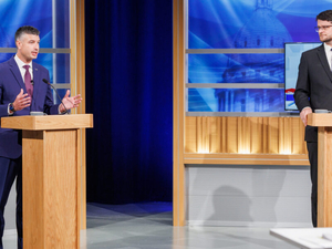 Iran war, Trump tariffs and Michigan data centers dominate questions during Barrett-Lawrence debate