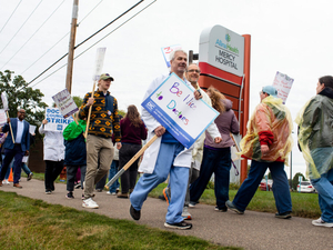 Nearly 150 Allina hospital doctors walk off the job in historic 4-day strike in Minnesota