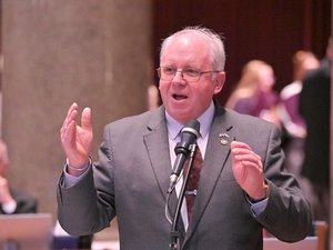 Missouri House moves to cut minimum school levy in property tax overhaul