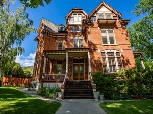 Gianfortes accelerate plan to donate historic Hauser Mansion to state