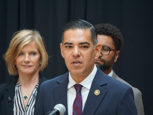 US House Dems at Las Vegas shadow hearing link Trump ‘corruption’ to affordability crisis