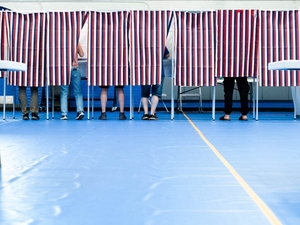 In turnout Tuesday, Democrats outperform Republicans — and 2018 