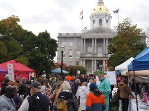 Latest No Kings protest urges Granite Staters to vote