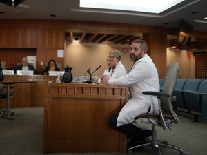 New Mexico expands medical school debt repayment to help doctor shortage