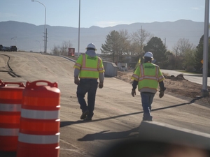 New Mexico continues to see slow job growth after federal employment cuts, new report says