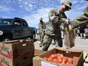 ‘It’s shameful’: New Mexico veterans increasingly turn to food banks after SNAP rollbacks