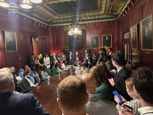 Pa. lawmakers hold weekend session to advance $50.8 billion spending plan
