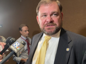 Pa. Senate Majority Leader weighs in on midterm election, skill games and gift ban proposal