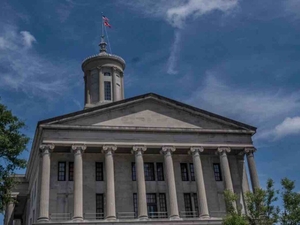 State report says Tennessee should increase taxes or start borrowing to fund road construction