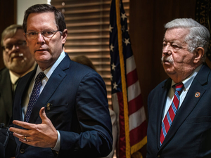 Lawsuit seeks to halt Tennessee law making illegal immigration a state crime