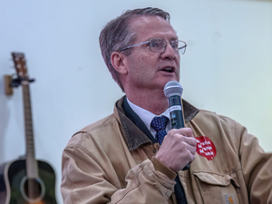 Tennessee U.S. Rep. Tim Burchett’s Smithsonian slam is madness