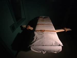 Death row inmate seeks order against execution based on paralysis