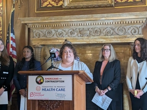 Democrats and advocates call for  state birth control protections