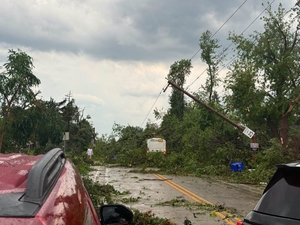 Powerful tornado hits Appleton-Menasha area