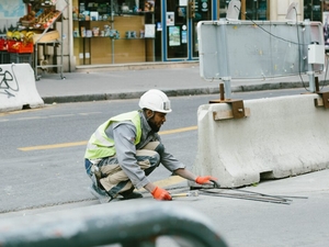 Labor Day report has good news and bad news about Wisconsin workers