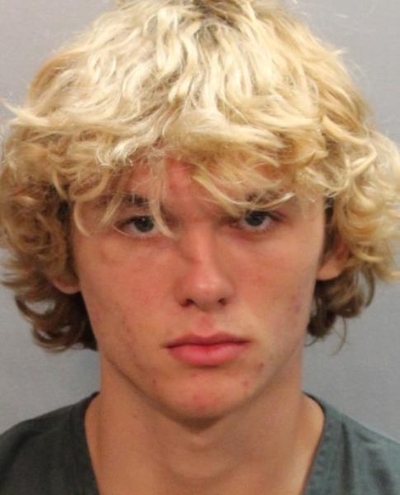 Machete-carrying Florida man arrested after confrontation at early-polling site