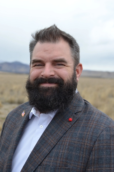 Democrat drops out of Utah Senate race, leaving Forward Party incumbent to face GOP challenger