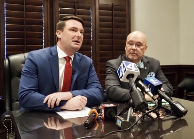 Oklahoma House lawmaker faces sexual harassment allegations. Committee recommends he resign.