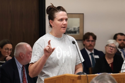 Public, lawmakers debate kratom regulation versus full ban in North Dakota