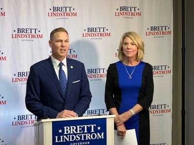 State Sen. Brett Lindstrom and Mayor Jean Stothert