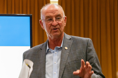 Pillen’s nudge helps Nebraska’s winner-take-all proposals advance out of Government Committee
