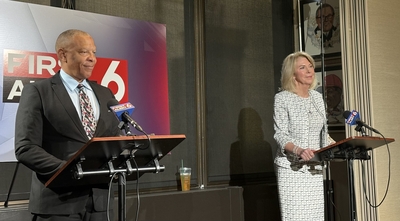 Ewing sends Stothert packing, gives heart of ‘blue dot’ a Democratic mayor