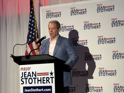 Ewing sends Stothert packing, gives heart of ‘blue dot’ a Democratic mayor
