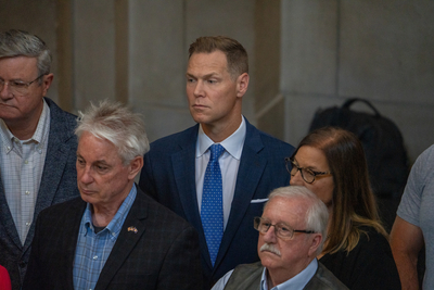 Lindstrom launches petition drive to qualify nonpartisan bid for Nebraska governor