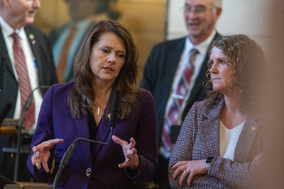 Lawmakers move closer to giving paid maternity leave to female Nebraska state employees