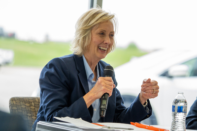 Walz outpacing decades of Democrats for Nebraska governor; GOP’s Pillen still holds major cash lead