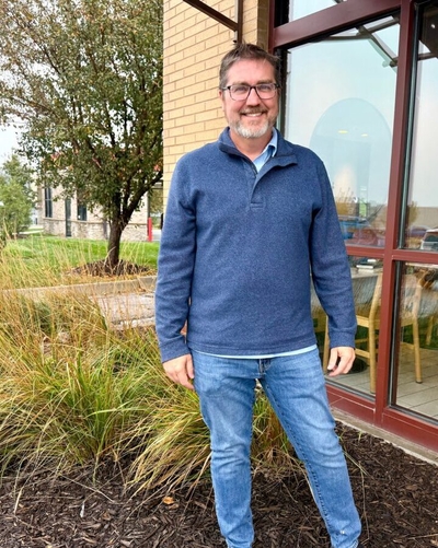U.S. Navy veteran, retired manufacturing executive face off in Legislative District 36