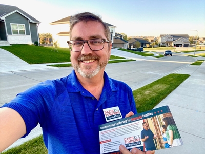 U.S. Navy veteran, retired manufacturing executive face off in Legislative District 36