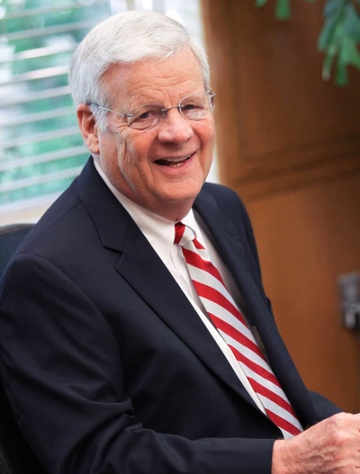 B. Alan Sugg, longest serving University of Arkansas system president, dies at 88