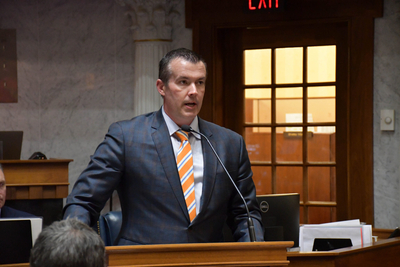 Hoosier lawmakers decline to remove public records chief restrictions