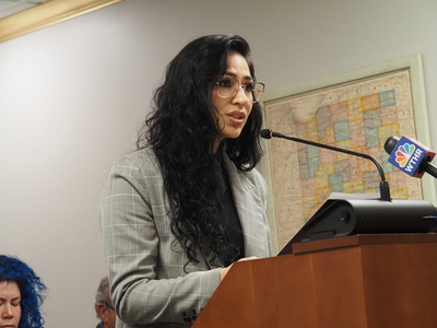 Revamped Indiana immigration crackdown clears committee