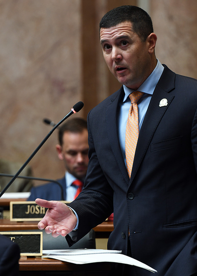 Kentucky legislature passes anti-trans bill&nbsp;