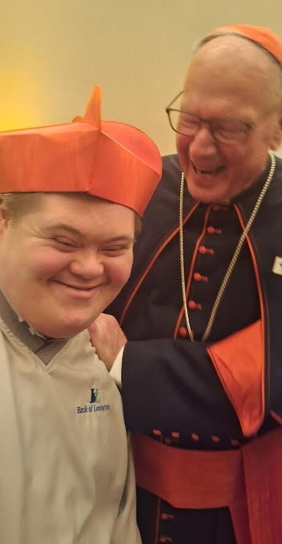 Cardinal, coach, Clinton help Jerry Lundergan dedicate spiritual gardens in Maysville&nbsp;