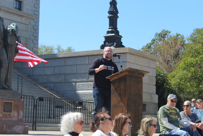 At SC’s No Kings protest, more than 1,000 protesters urged to do more to make political change