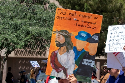 Anti-Trump ‘No Kings’ rallies draw massive crowds, despite Arizona’s sweltering summer heat