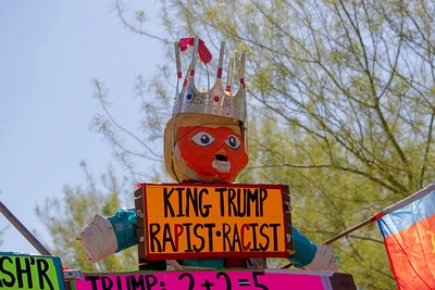 Anti-Trump ‘No Kings’ rallies draw massive crowds, despite Arizona’s sweltering summer heat