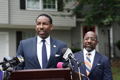 Warnock: New federal housing law designed to ‘stop the spread’ of corporate-owned homes