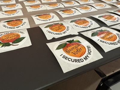 Georgia voters kick off early voting with over 185,000 ballots cast