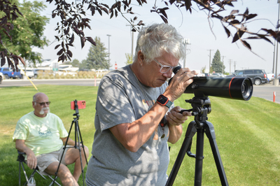 Twin Falls ICE flight observers record more than 500 detainees flown out of Magic Valley airport