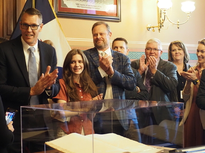 Rob Sand, Randy Feenstra file petitions for 2026 gubernatorial runs
