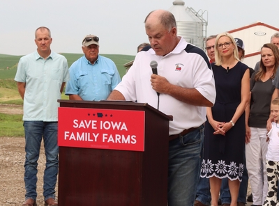 Hinson says she will ‘stand with Iowa agriculture’ and fight against California pork rule