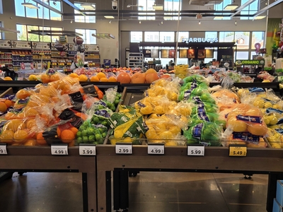 Ohio’s Kroger gets $3 million ‘MAHA’ grant. Critics call it taxpayer-funded marketing.