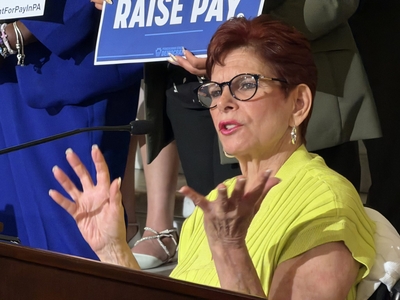 Senate Democrats urge passage of minimum wage legislation leading into budget deadline