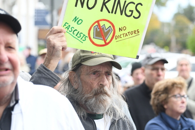 No Kings rally brings early voting message in the Philly suburbs