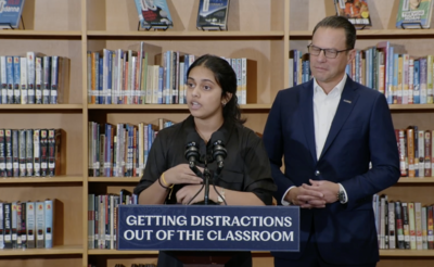 Shapiro signs bell-to-bell cellphone ban for Pa. schools
