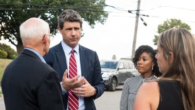 Matt Wiltshire in a photo taken at Nashville's Cayce Homes. (Photo: Matt Wiltshire for Mayor)